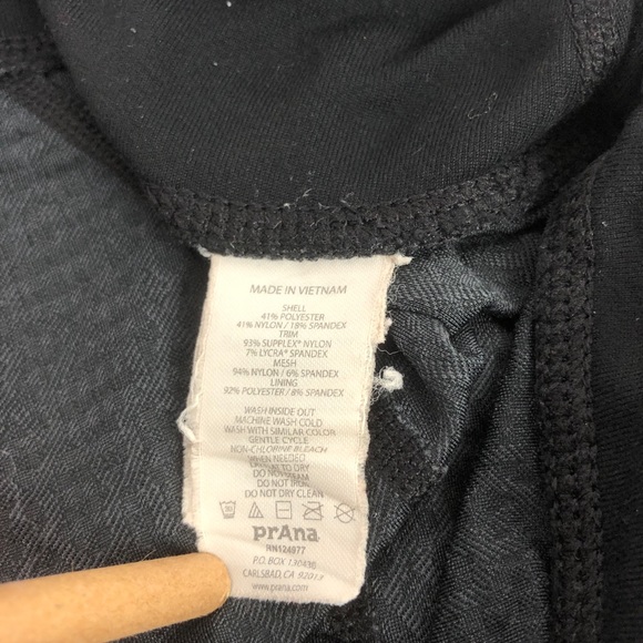 Prana | Women’s Dark Gray Textured Crop Leggings - Picture 9 of 9